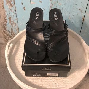 MIA Strappy Leather Sandals 10M